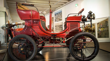 Der Vis-á-Vis-Motorwagen von 1901  (Bild: Heike Fischer/TH Köln)