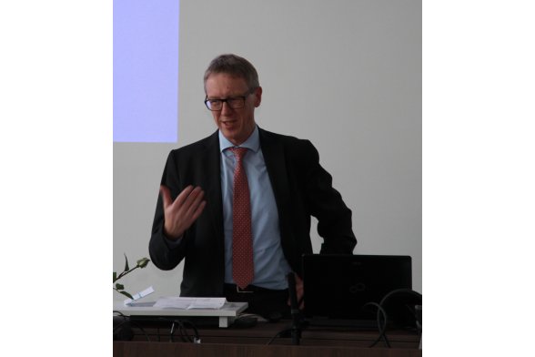 Prof. Dr. Rüdiger Küchler