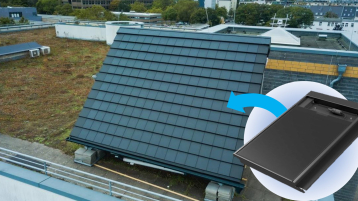 Versuchsdach an der TH Köln mit neuartiger Solardachpfanne