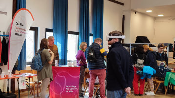 Person mit VR-Brille