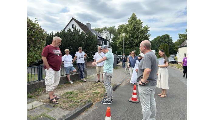 Besichtigung der geplanten Baumstandorte