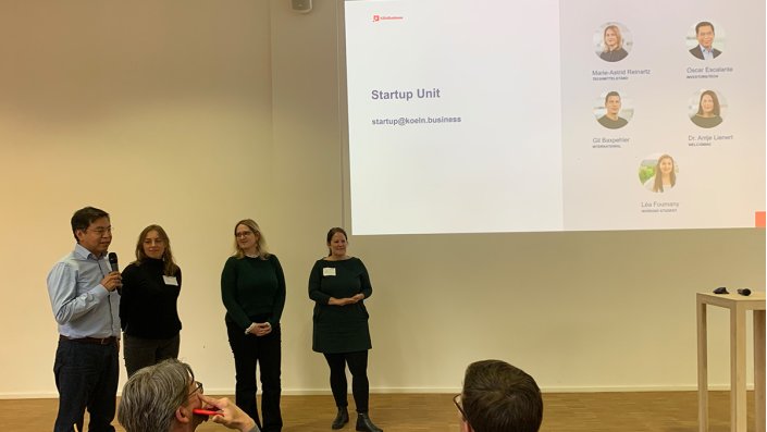Oscar Escalante, Léa Foumany, Marie-Astrid Reinartz,  Dr. Antje Lienert, der Startup Unit von KölnBusiness