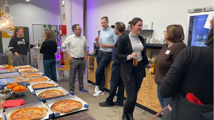 Forschende im Gespräch im Rahmen des Transferforum 2025