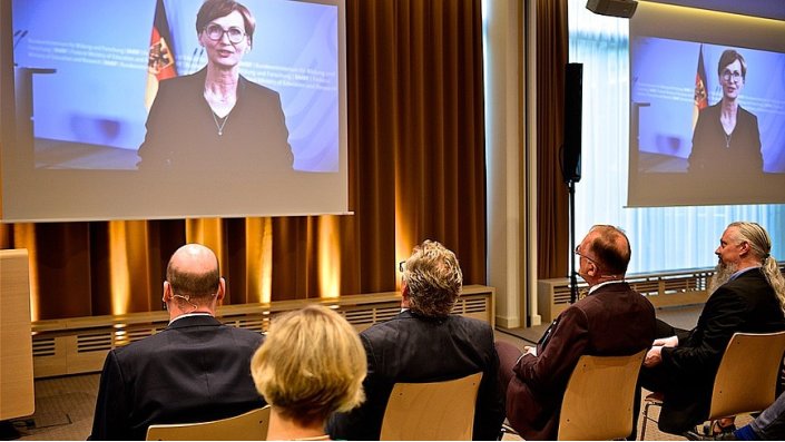 Grußbotschaft der Bundesministerin für Bildung und Forschung Bettina Stark-Watzinger