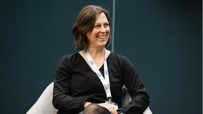 Dr. Anja Chevalier