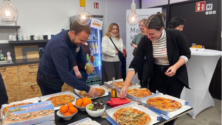 Forschende im Gespräch im Rahmen des Transferforum 2025