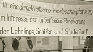 Demonstrationen an der Ingenieurschule Gummersbach 1969 (Bild: Herbst/TH Köln) Demonstrationen an der Ingenieurschule Gummersbach 1969 (Bild: Herbst/TH Köln)