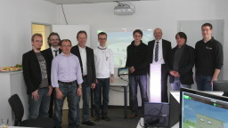 Forscherteam mit Leiter Prof. Dr. Heinrich Klocke (4. v. l.) (Bild: Manfred Stern / FH Köln) Forscherteam mit Leiter Prof. Dr. Heinrich Klocke (4. v. l.) (Bild: Manfred Stern / FH Köln)