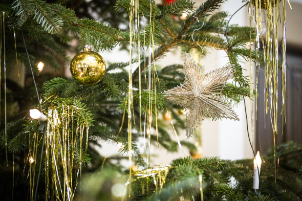 Kugel am Weihnachtsbaum