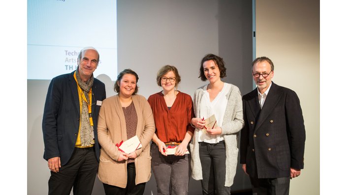 v.l.: Prof. Hans Portsteffen, Frederike Bock, Sarah Grimberg, Isabel Gebhardt, Dr. Michael Euler-Schmidt
