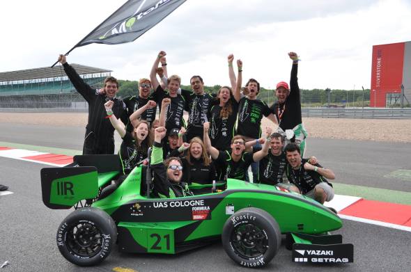 Das Team von eMotorsports Cologne in Silverstone Das Team von eMotorsports Cologne in Silverstone