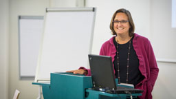 Prof. Dr. Sigrid Leitner, Institut für Angewandtes Management und Organisation in der Sozialen Arbeit (IMOS) (Bild: Heike Fischer/FH Köln)