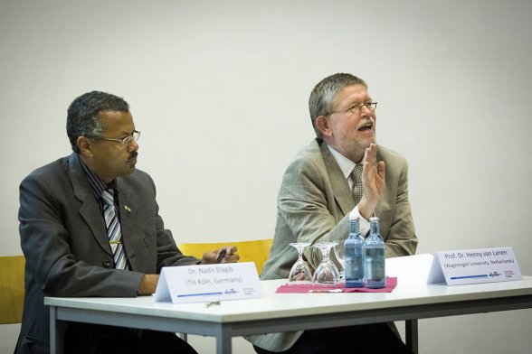 Dr. Nadir Elagib, TH Köln und Prof. Dr. Henny van Lanen, Wageningen University, Netherlands (v.l.)