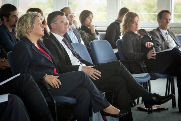 Guter Studienstart: Ministerin zu Gast