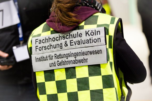 Einsatzweste des Instituts für Rettungsingenieurwesen und Gefahrenabwehr (IRG)