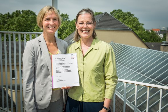 Prof. Dr. Sylvia Heuchemer und Prof. Dr. Ute Barbara Schilly