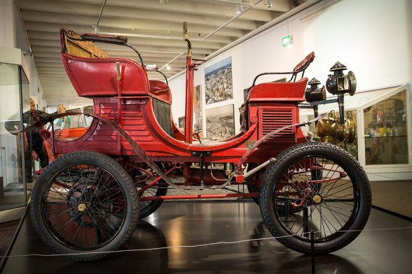 Der Vis-á-Vis-Motorwagen von 1901