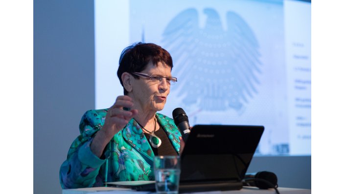 Die Eröffnungsrede hielt Prof. Dr. Rita Süssmuth, Bundestagspräsidentin a.D.