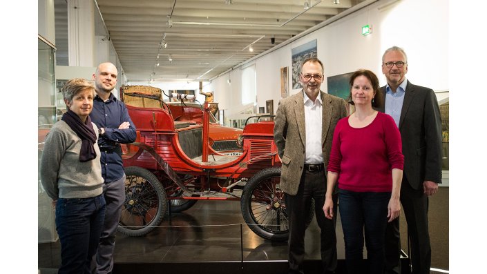 v. l. Prof. Dr. Friederike Waentig, Philip Mandrys (beide TH Köln), Dr. Michael Euler-Schmidt, Andrea Habel-Schablitzky (beide Kölnisches Stadtmuseum), Prof. Dr. Frank Herrmann (TH Köln). 