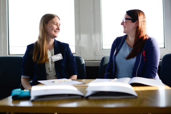 Svenja Iven (Ford Werke GmbH) und Heike Müller