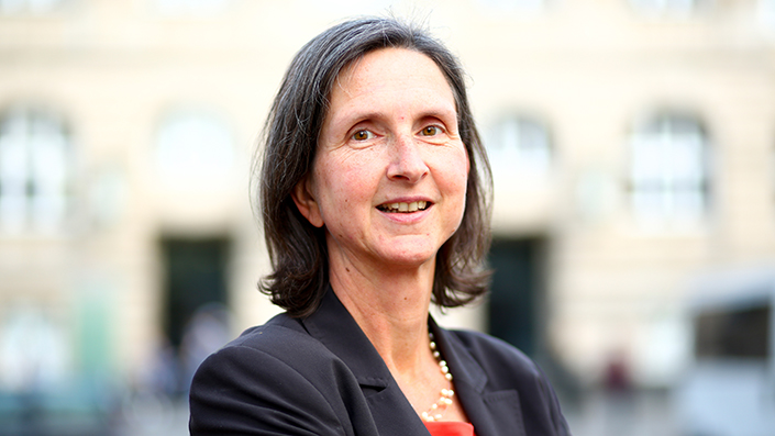 Prof. Dr. Michaele Völler Prof. Dr. Michaele Völler