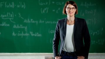 Prof. Dr. Beate Rhein lehrt Mathematik und Scientific Computing an der Fakultät für Informations-, Medien- und Elektrotechnik (Bild: Thilo Schmülgen/TH Köln)