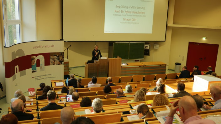 Prof. Dr. Sylvia Heuchemer Prof. Dr. Sylvia Heuchemer