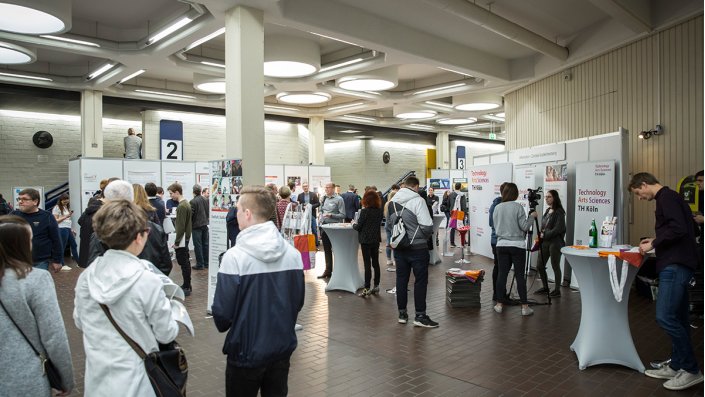 Der Infotag für Studieninteressierte, SchülerInnen und Eltern am Campus Deutz