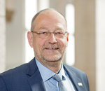 Porträt Prof. Dr. Stefan Herzig