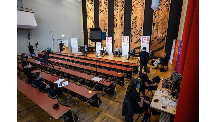 Die TH Köln streamte die Veranstaltung live aus der Aula des Campus Südstadt.