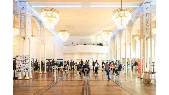 In Workshops erarbeiteten die Teilnehmer*innen Schwerpunktthemen zur Zukunft der Automobilindustrie.