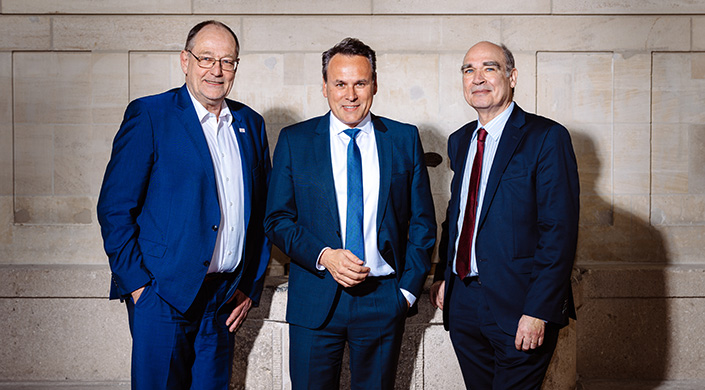 Prof. Dr. Stefan Herzig, Präsident der TH Köln; Prof. Dr. Ingo Jung; Prof. Dr. Erich Hölter, Dekan der Fakultät für Wirtschafts- und Rechtswissenschaften (v.l.n.r.)