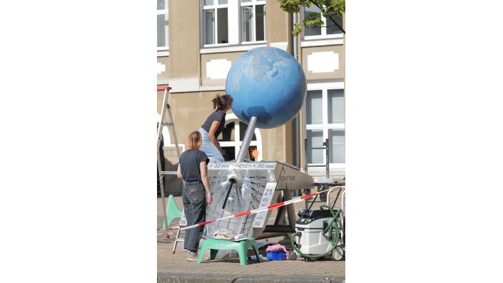 Restaurierung der Sonnenuhr