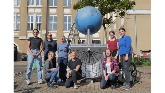 Stehend (v.l.n.r.):  Jubita Schweers, Philip Mandrys, Friederike Waentig, Lena Gürtler, Susanne Klug, kniend (v.l.n.r.): Stephanie Krause, Nora Stanislawski, Clara Siegl