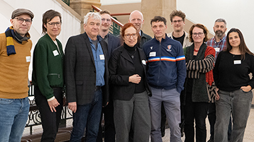 Gruppenbild der Verantwortlichen des Praxisprojekts sowie des Forschungsvorhabens zur Evaluation. (Bild: Benedict Bremert / TH Köln) Gruppenbild der Verantwortlichen des Praxisprojekts sowie des Forschungsvorhabens zur Evaluation. (Bild: Benedict Bremert / TH Köln)