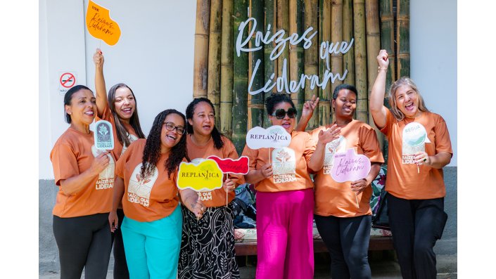 Die Teilnehmenden zeigten Flagge