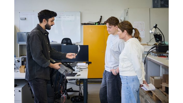 Studium zum Anfassen 1/2: Einblicke in Labore und spannende Studieninhalte live erleben.