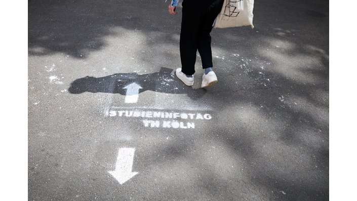 Find your way! Dank gezielter Beschilderung fanden die Besucher nicht nur den Weg zur Hochschule – sondern vielleicht auch direkt ins Studium.
