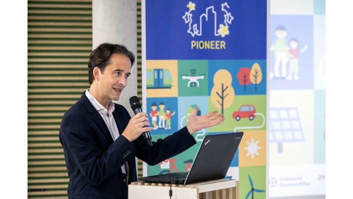 Prof. Dr. Franz Krönig 