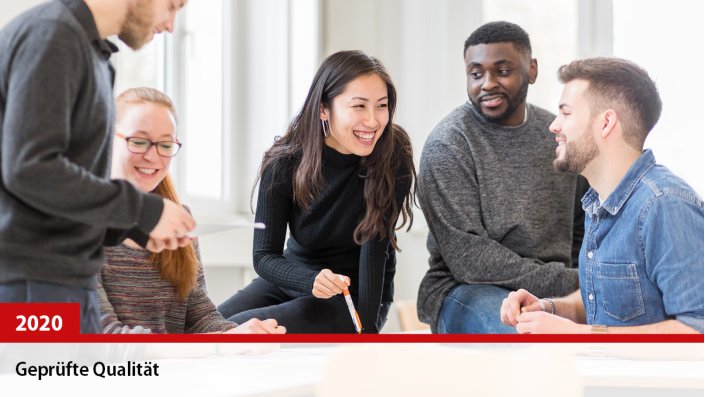 Fünf Studierende im Gespräch