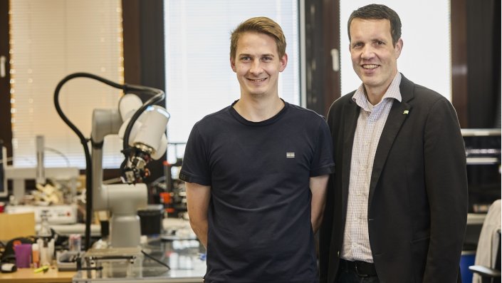 Timo Banko und Prof. Dr. Stefan Grünwald