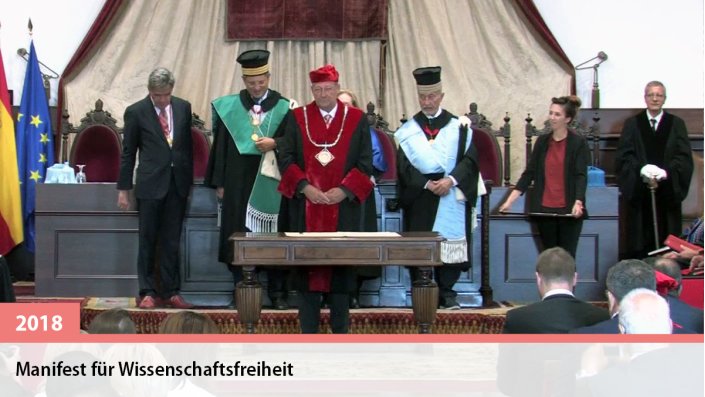 Präsident Prof. Dr. Stefan Herzig bei der Unterzeichnung der Magna Charta Universitatum