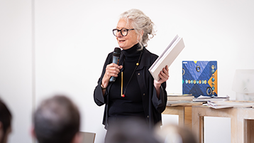 Prof. Birgit Mager während ihrer Verabschiedung. (Bild: KISD / Photo AG)