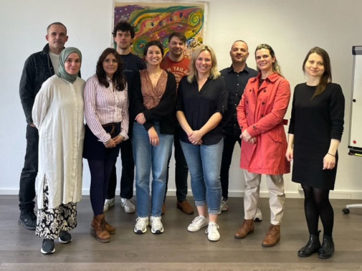 Praxisbesuch in der Inklusionsbegleitung mit 7 Teilnehmenden in der Kinder- und Jugendhilfe (Praxis Floris) am 09.04.2024 Praxisbesuch in der Inklusionsbegleitung mit 7 Teilnehmenden in der Kinder- und Jugendhilfe (Praxis Floris) am 09.04.2024