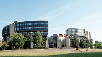 Landtag Nordrhein-Westfalen (Bild: Landtag NRW/Bernd Schälte)
