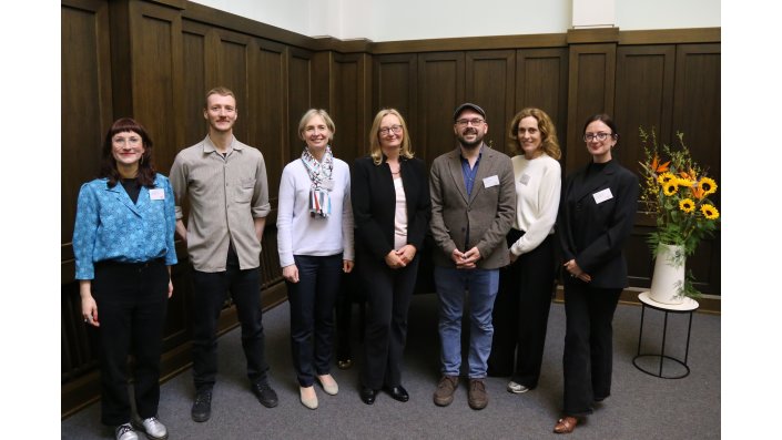 Das Get-iT-Team (v.l.n.r.: Dr. Sonja Gaedicke, Philip Esch, Prof. Dr. Sylvia Heuchemer, Prof. Dr. Inken Lind, Nils Rottgardt, Dr. Christine Rath, Tabitha Graf)