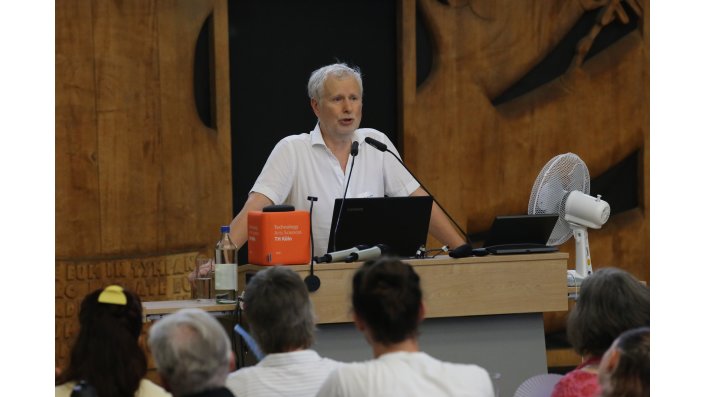 Prof. Dr. Dr. Andreas Maercker (Universität Zürich), einer der international führenden Psychotraumatologen