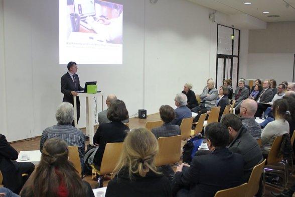 Prof. Dr. Klaus Becker