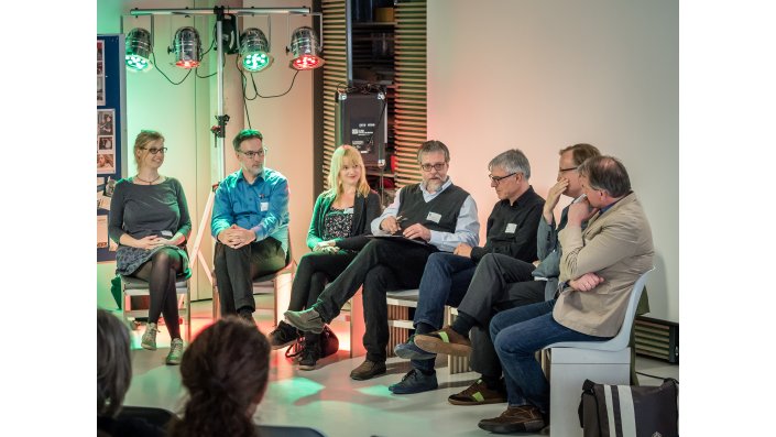 Maike Groen (IMM/TH), Jürgen Sleegers (Spielraum/TH), Carolin Wendt (Stiftung Digitale Spielekultur), Horst Pohlmann (Akademie der Kulturellen Bildung des Bundes und des Landes NRW), MArtin Lorber (Electronic Arts Deutschland), Prof. Jeffrey Wimmer (Uni Augsburg), Arne Busse (Bundeszentrale für politische Bildung)