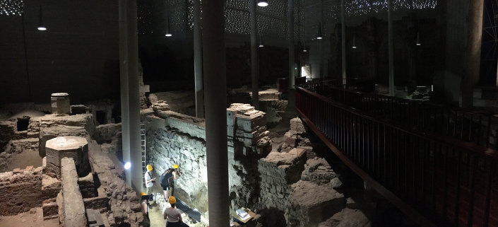 Der Blick in die archäologische Zone des Kunstmuseums Kolumba.
